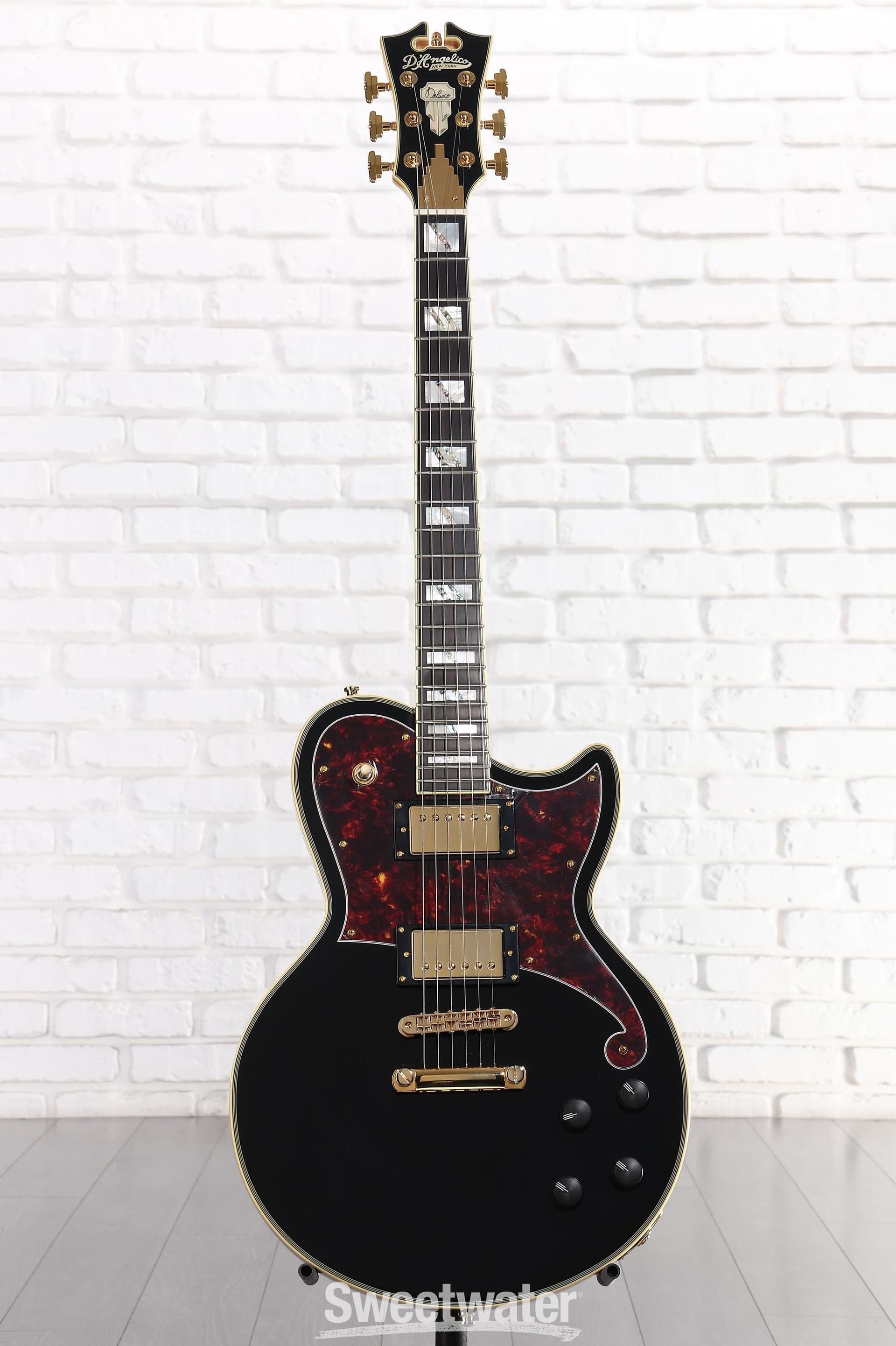 Deluxe Atlantic Electric Guitar - Solid Black